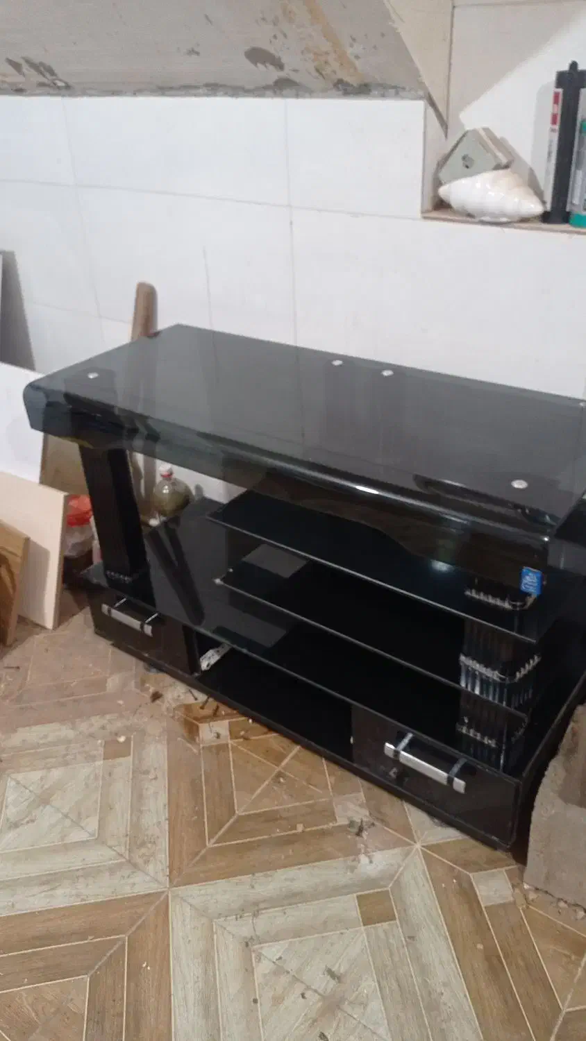 میز تلوزیون شیشه ای ترکیه 200|میز تلویزیون|مرند, |دیوار