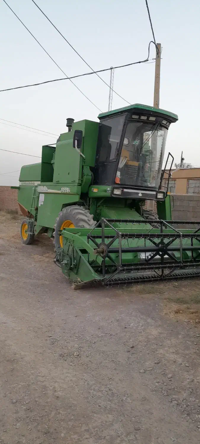 کمباین یوچای مدل ۴۰۲ کارکرد۱۰۰۰ساعت شروع بکار۴۰۳|خودرو سنگین|اسفراین, |دیوار