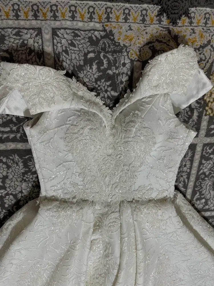 لباس عروس دانتل شایندار|لباس|تهران, اوقاف|دیوار