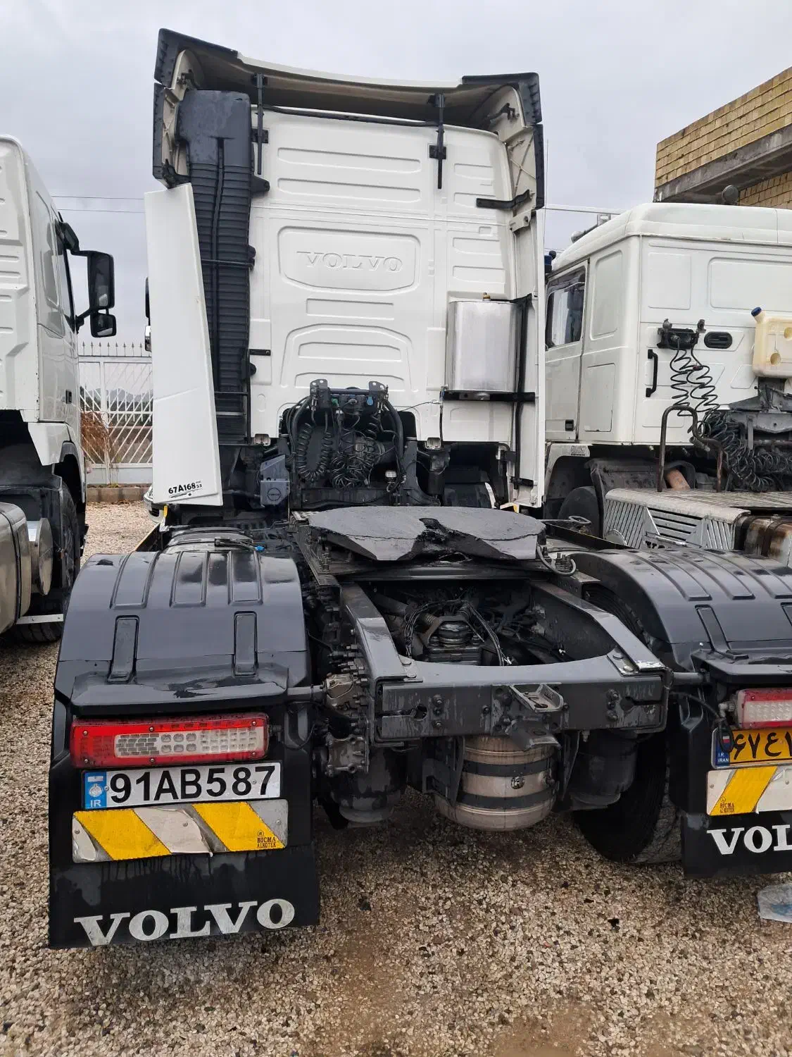 اف اچ|خودرو سنگین|مبارکه, |دیوار