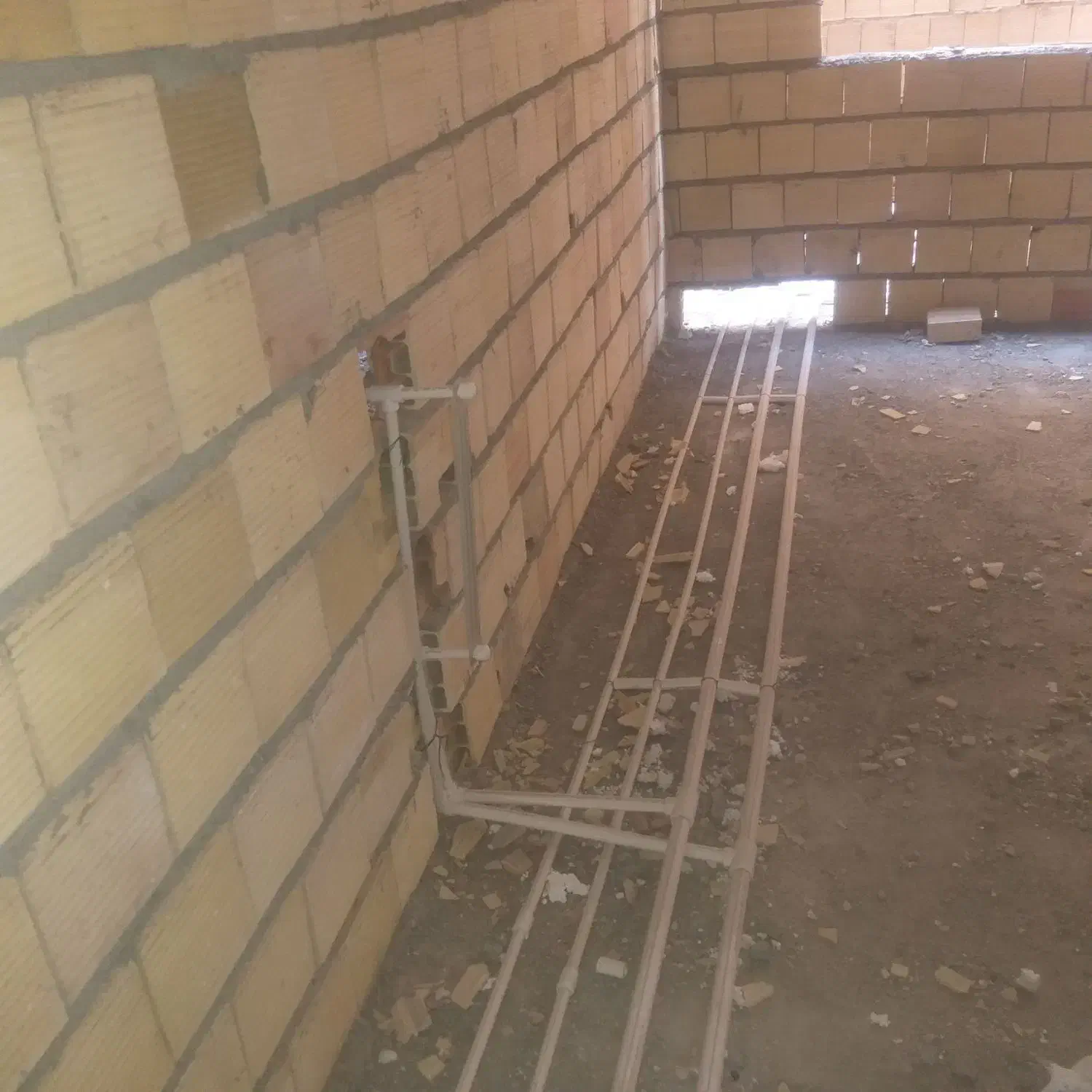 اجرای لوله کشی آب و فاضلاب وخرده کاری گاز|خدمات پیشه و مهارت|شهریار, فرارت|دیوار