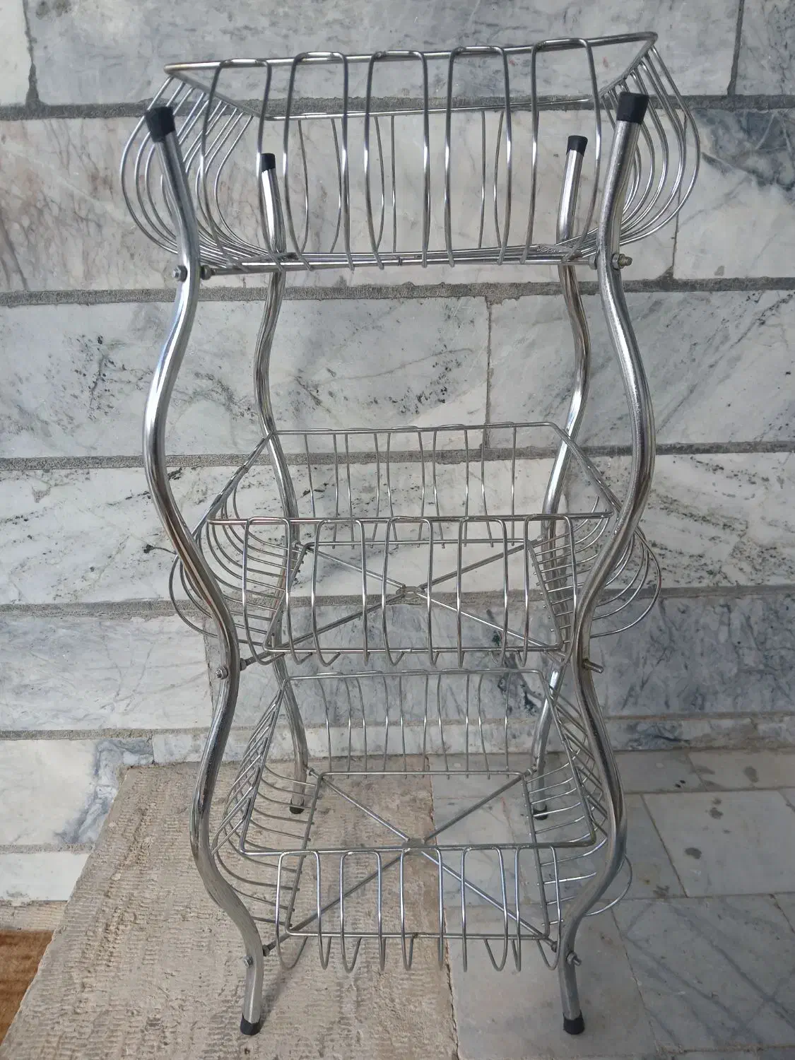 جا پیازی و سیب زمینی|آب‌چکان و نظم‌دهنده ظروف|زنجان, |دیوار