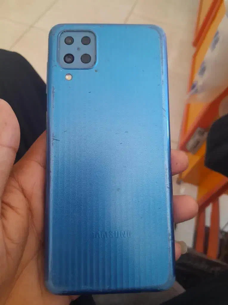 گوشی f12 در حد نو|موبایل|بلوک, |دیوار