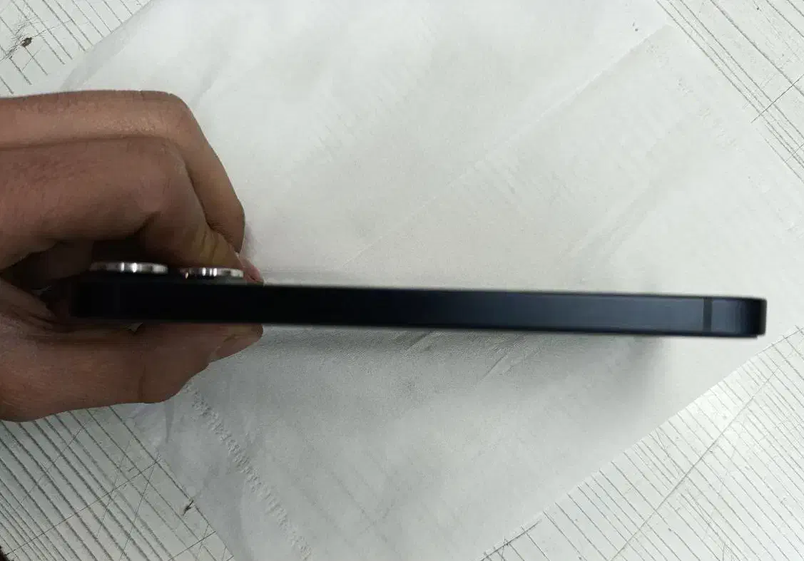 آیفون ۱۴ نرمال ۱۲۸ گیگ بسیار تمیز|موبایل|مشهد, گلشور|دیوار