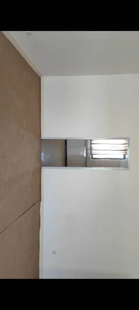 موکت کارکرده|موکت|مهاجران, |دیوار