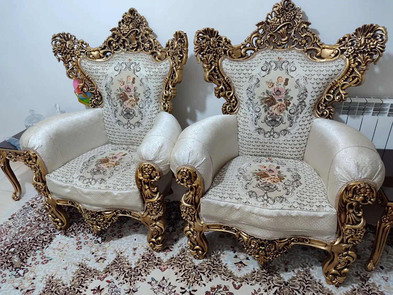 مبل کلاسیک سلطنتی|مبلمان خانگی و میز عسلی|اندیشه, شهرک مریم|دیوار