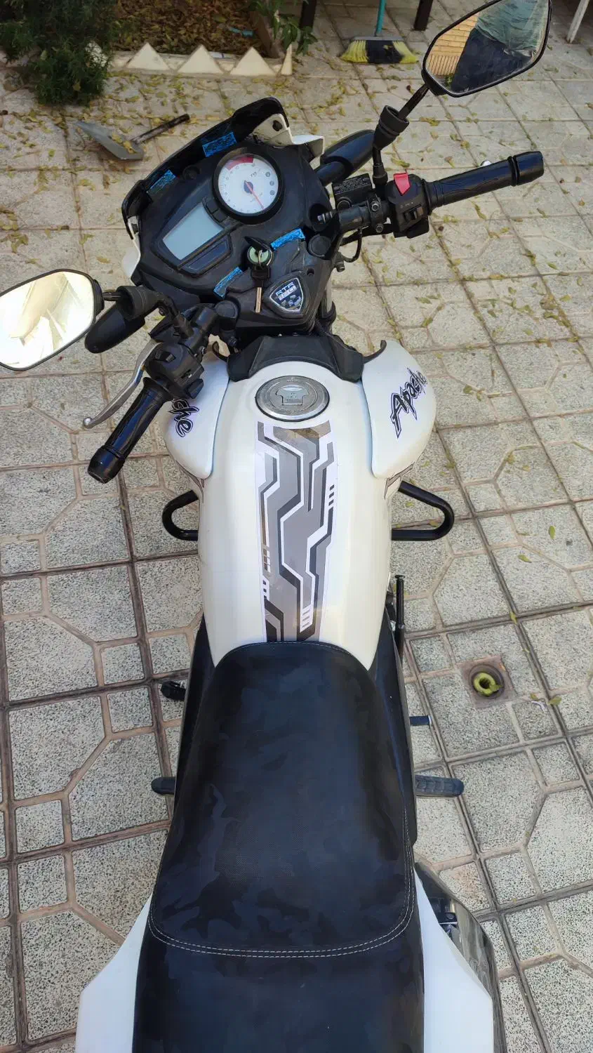 آپاچی ۱۸۰ مدل ۹۴ تمیز، خونگی و سالم|موتورسیکلت|اصفهان, جویباره|دیوار