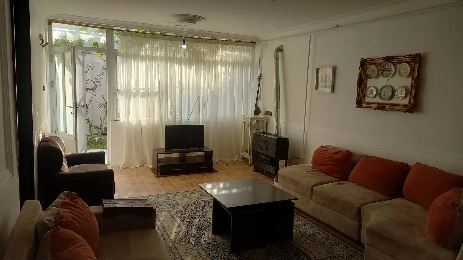 اجاره روزانه محیطی امن وآرام شبی ۹۵۰|اجارهٔ کوتاه‌مدت ویلا و باغ|رشت, سیا اسطلخ|دیوار