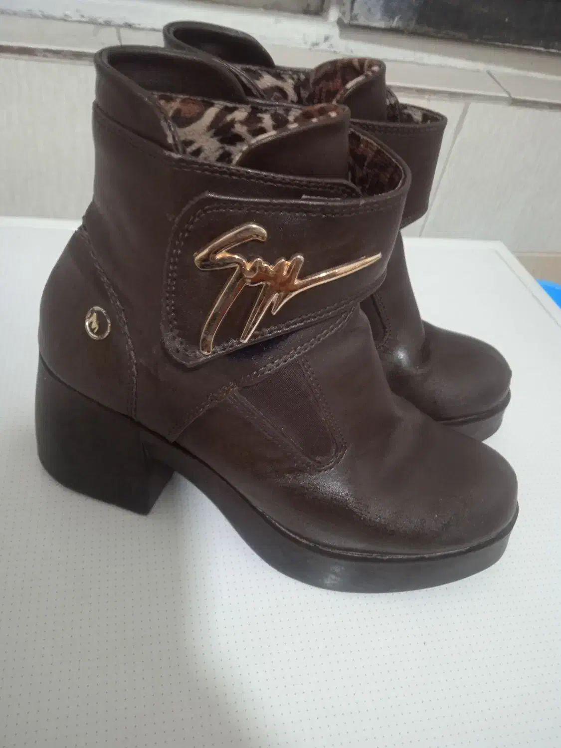 نیم بوت سایز 37|کیف، کفش، کمربند|پاکدشت, پاکدشت (مامازند)|دیوار