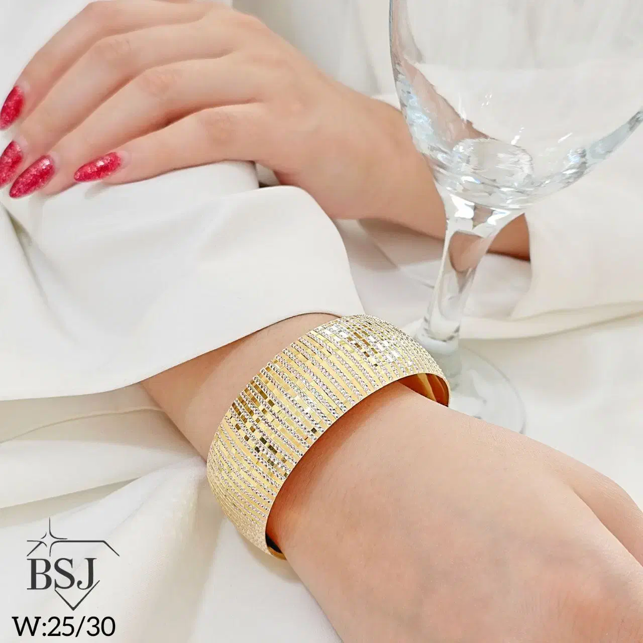 نقره، ساچمه، شمش نقره|جواهرات|ارومیه, |دیوار