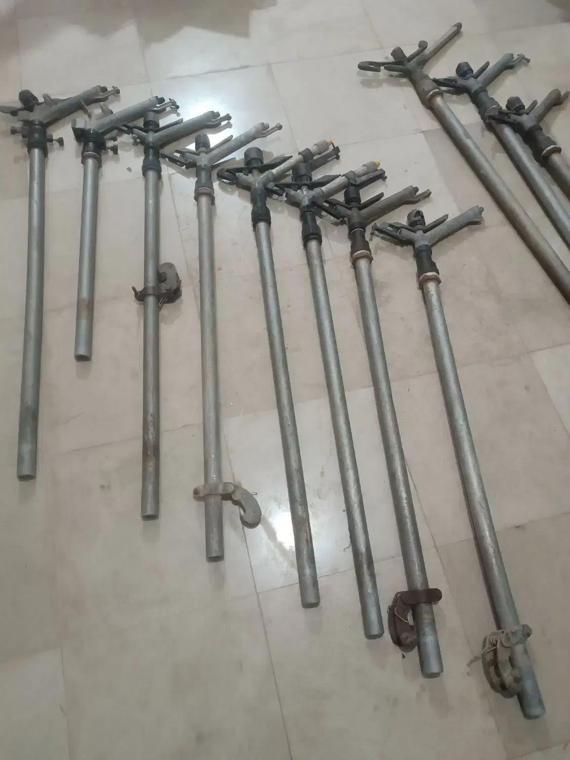 آبپاش (رایزر)|ابزارآلات|آبیک, |دیوار