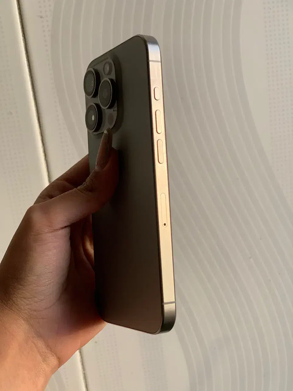 ایفون ۱۵ پرو در حد نو|موبایل|قائن, |دیوار