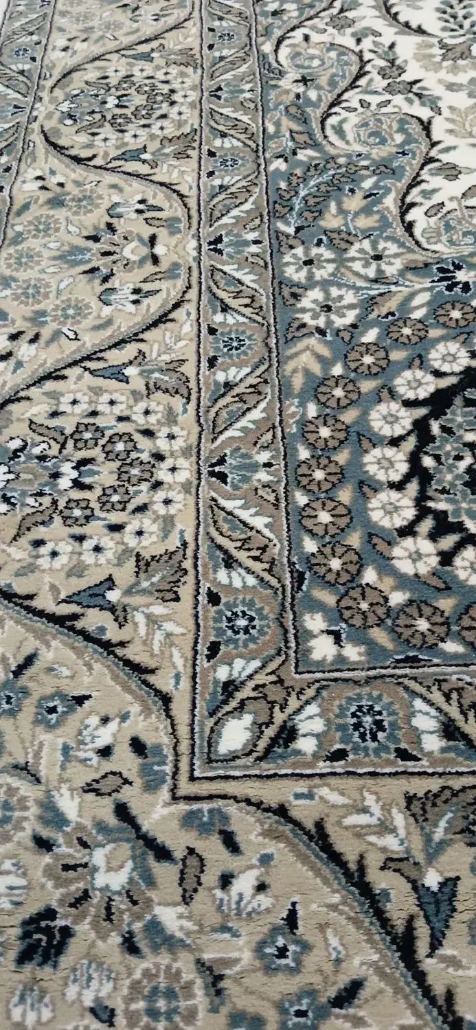 فرش ستاره کویر یزد|فرش|قم, هنرستان|دیوار