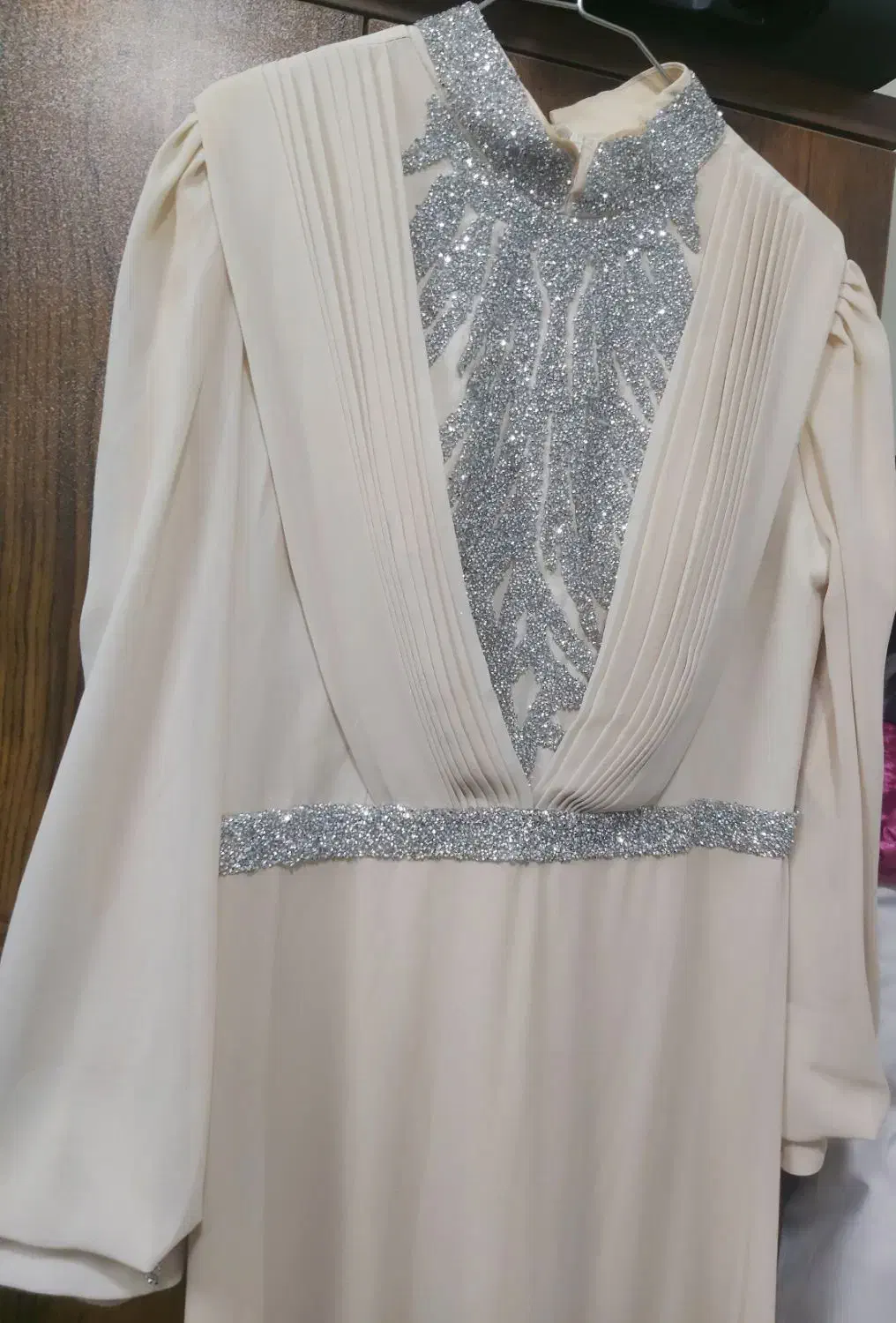 لباس عروسی  برای جشن|لباس|بهارستان, |دیوار