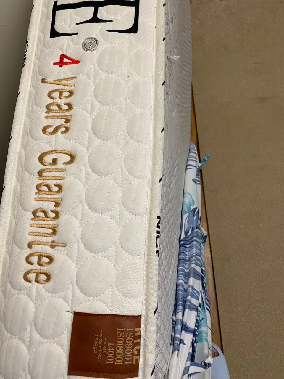 تخت یکنفره در حد نو|تخت و سرویس خواب|تهران, قیطریه|دیوار