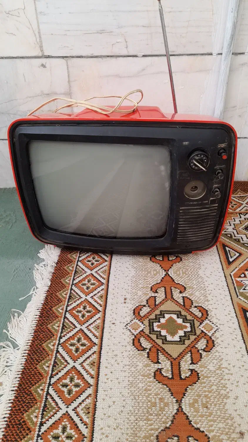 تلوزیون پارس قدیمی عتیقه|تلویزیون و پروژکتور|قائن, |دیوار
