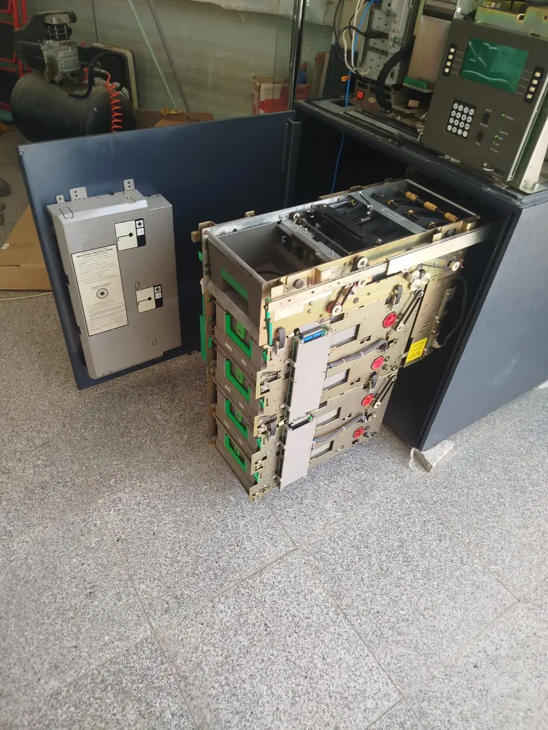 دستگاه عابر NCRآمریکایی نقد و اقساط|فروشگاه و مغازه|رباط‌کریم, رباط‌کریم|دیوار