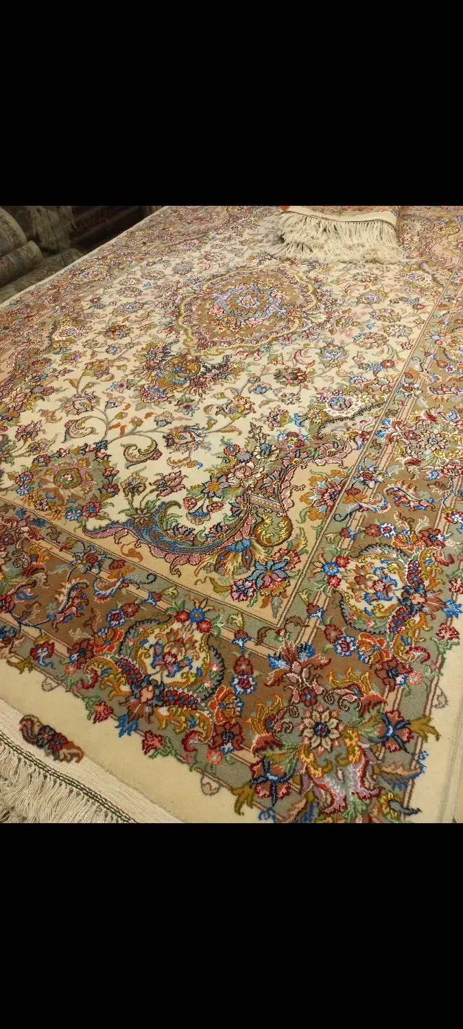 فرش دستباف سیاح|فرش|مشهد, آیت الله خامنه‌ای|دیوار