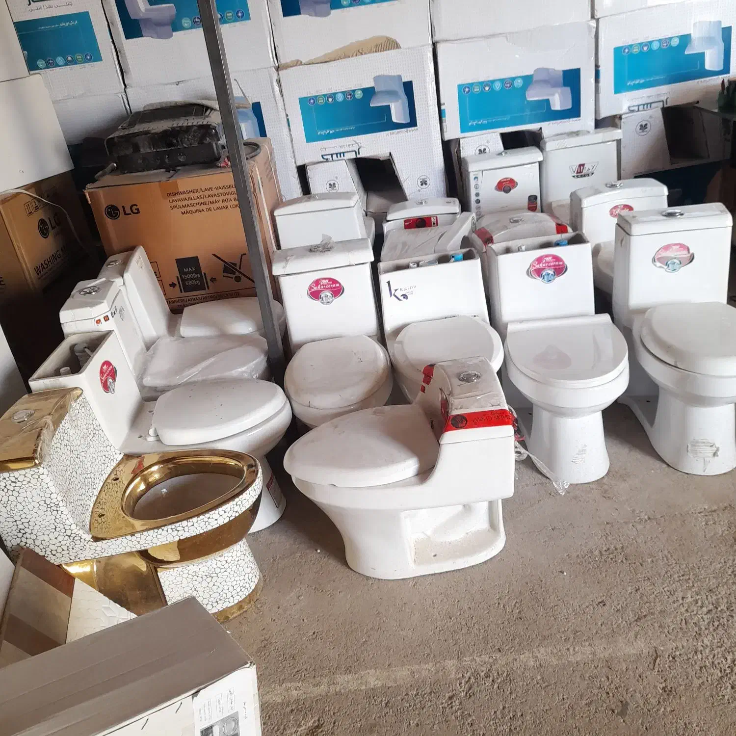 تعدادی  فرنگی  قیمت مناسب|لوازم سرویس بهداشتی|کرمان, |دیوار