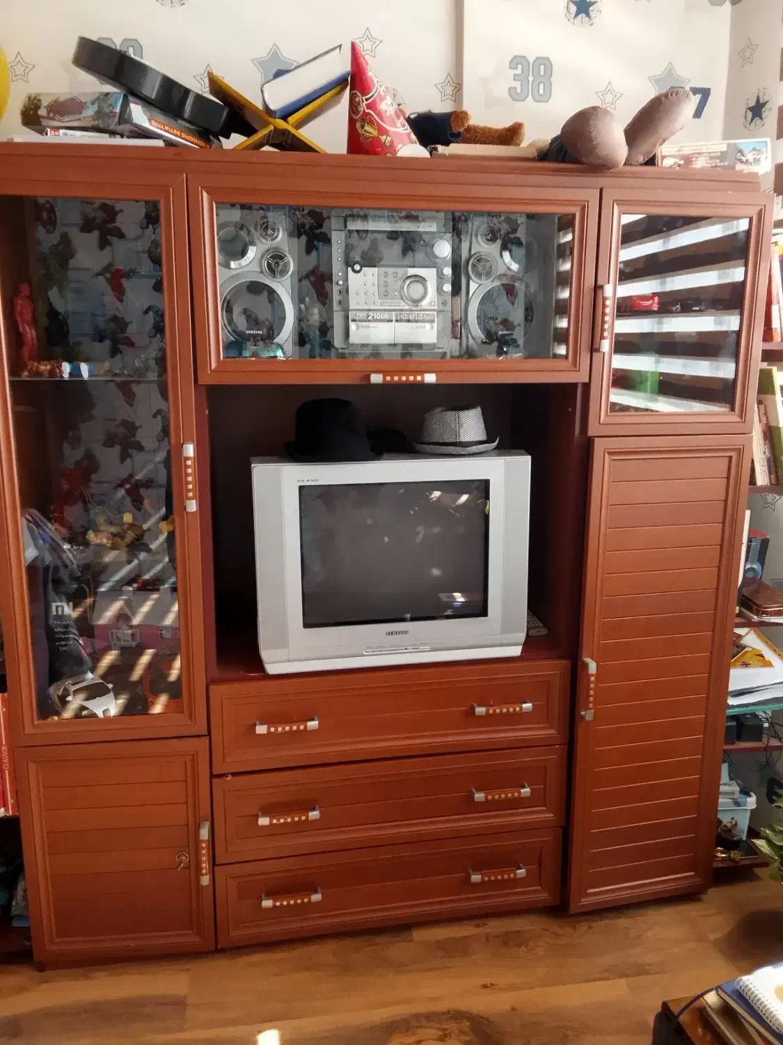 کمد|جاکفشی، کمد، دراور|مشهد, تربیت (صدف)|دیوار