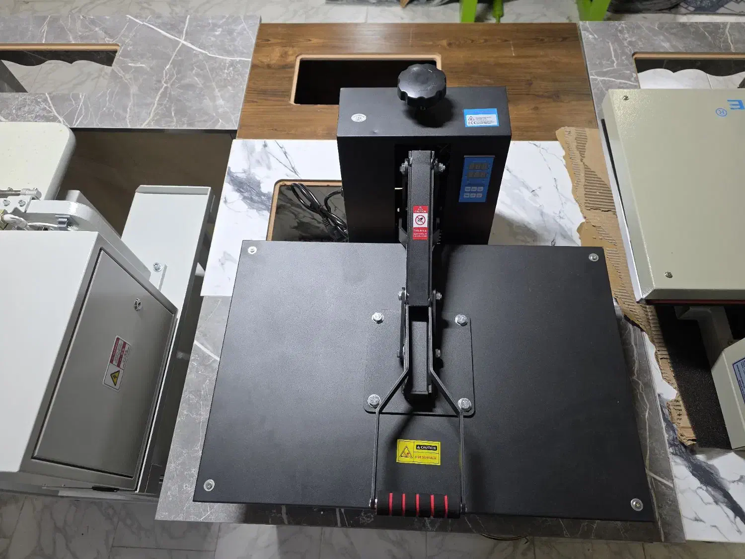 دستگاه پرس نگین|لوازم خیاطی و بافتنی|قشم, |دیوار