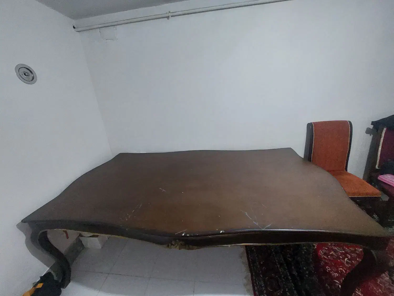 واگذاری میز|مبلمان اداری|رشت, منظریه|دیوار