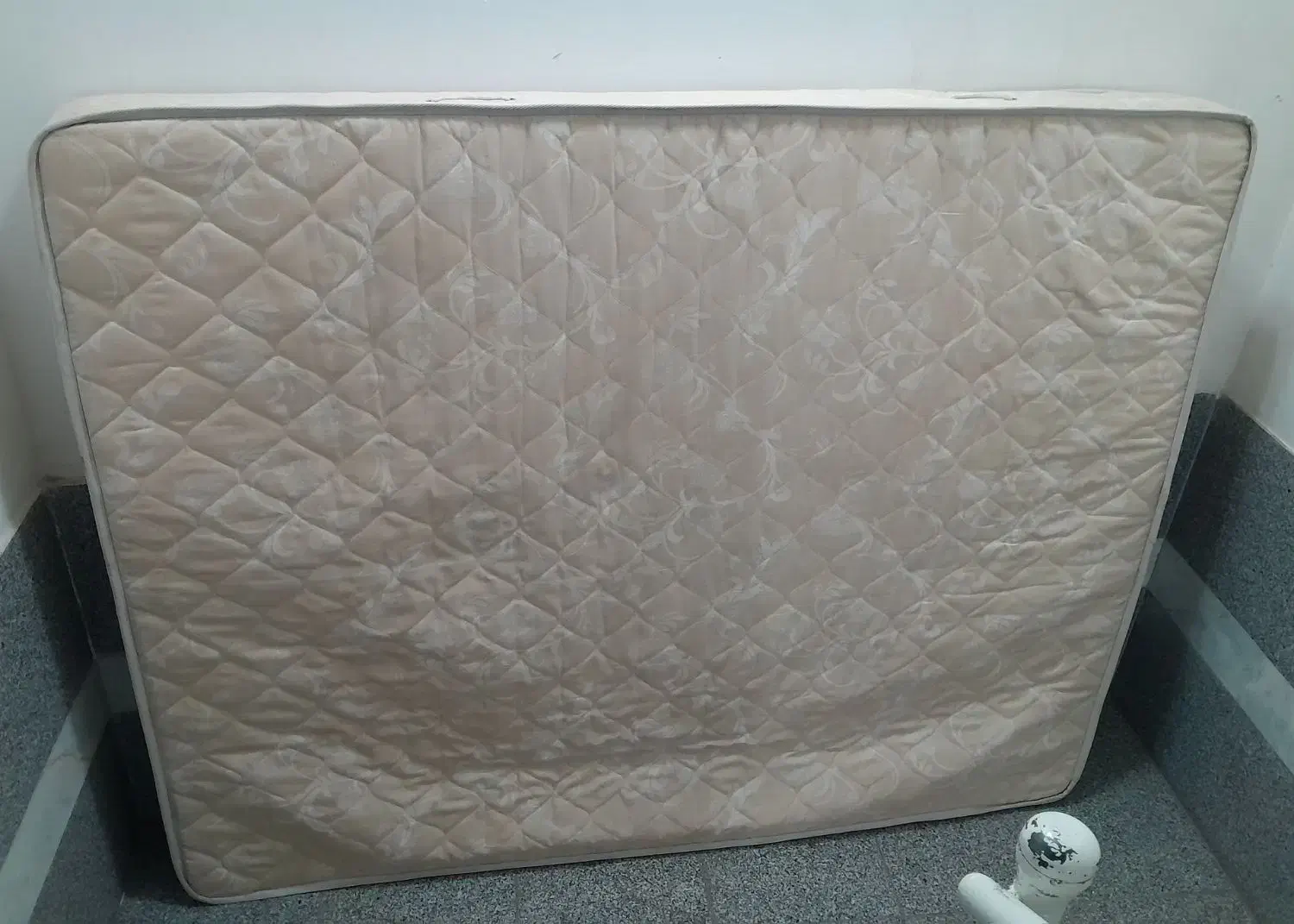 خوشخواب|تشک تختخواب|سبزوار, پاسداران|دیوار