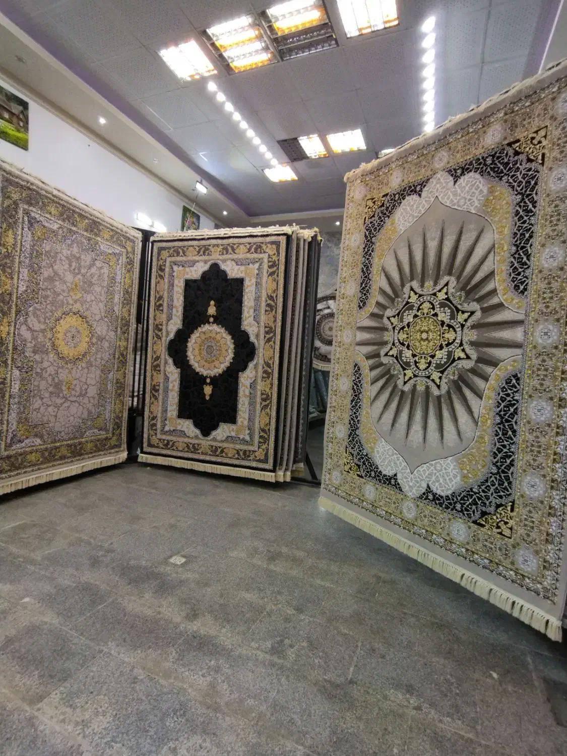 فرش گلستان|فرش|سلماس, |دیوار