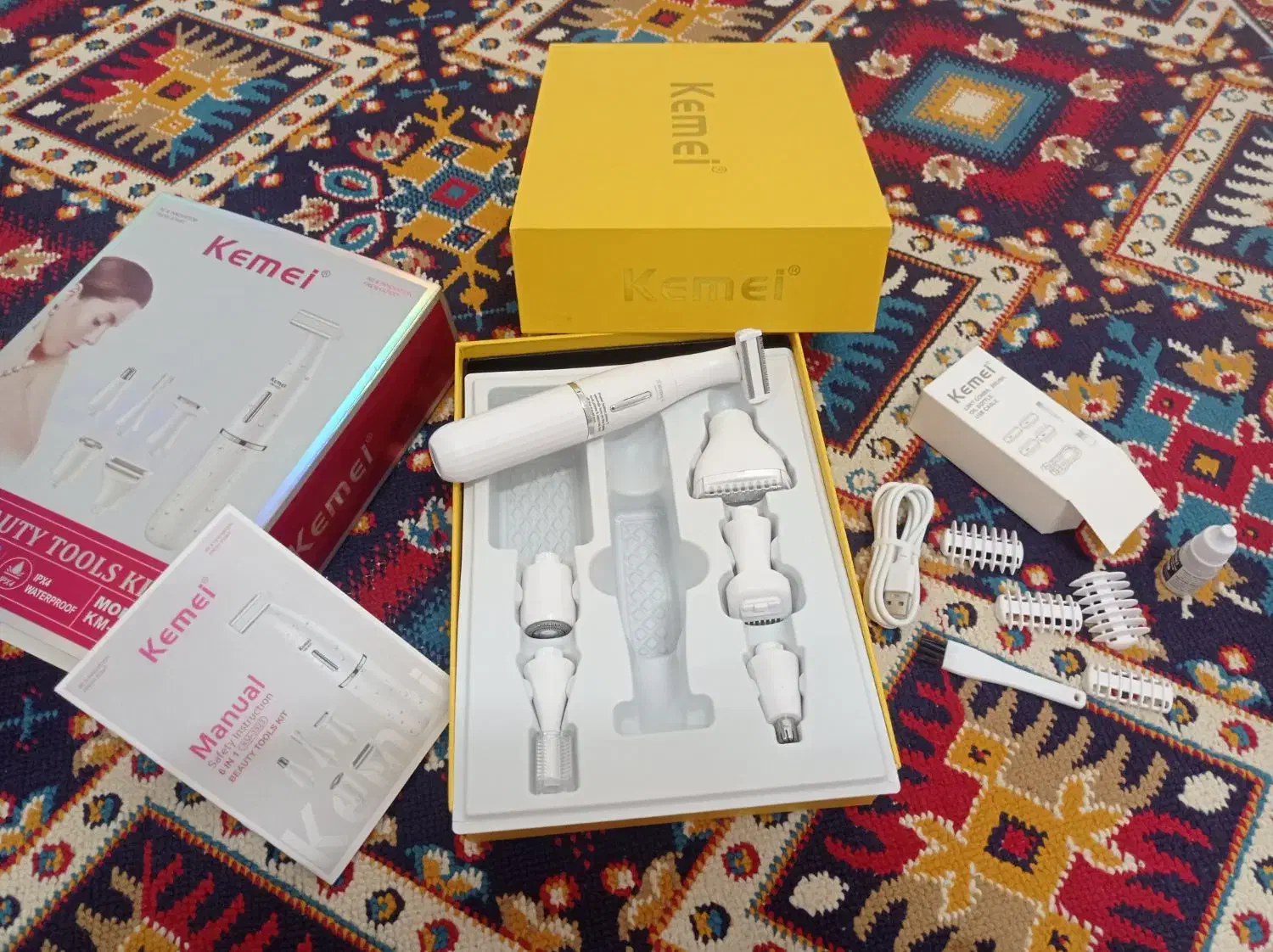 ماشین اصلاح صورت خانوم چند کاره|آرایشی، بهداشتی، درمانی|سبزوار, شرق کال میانی|دیوار