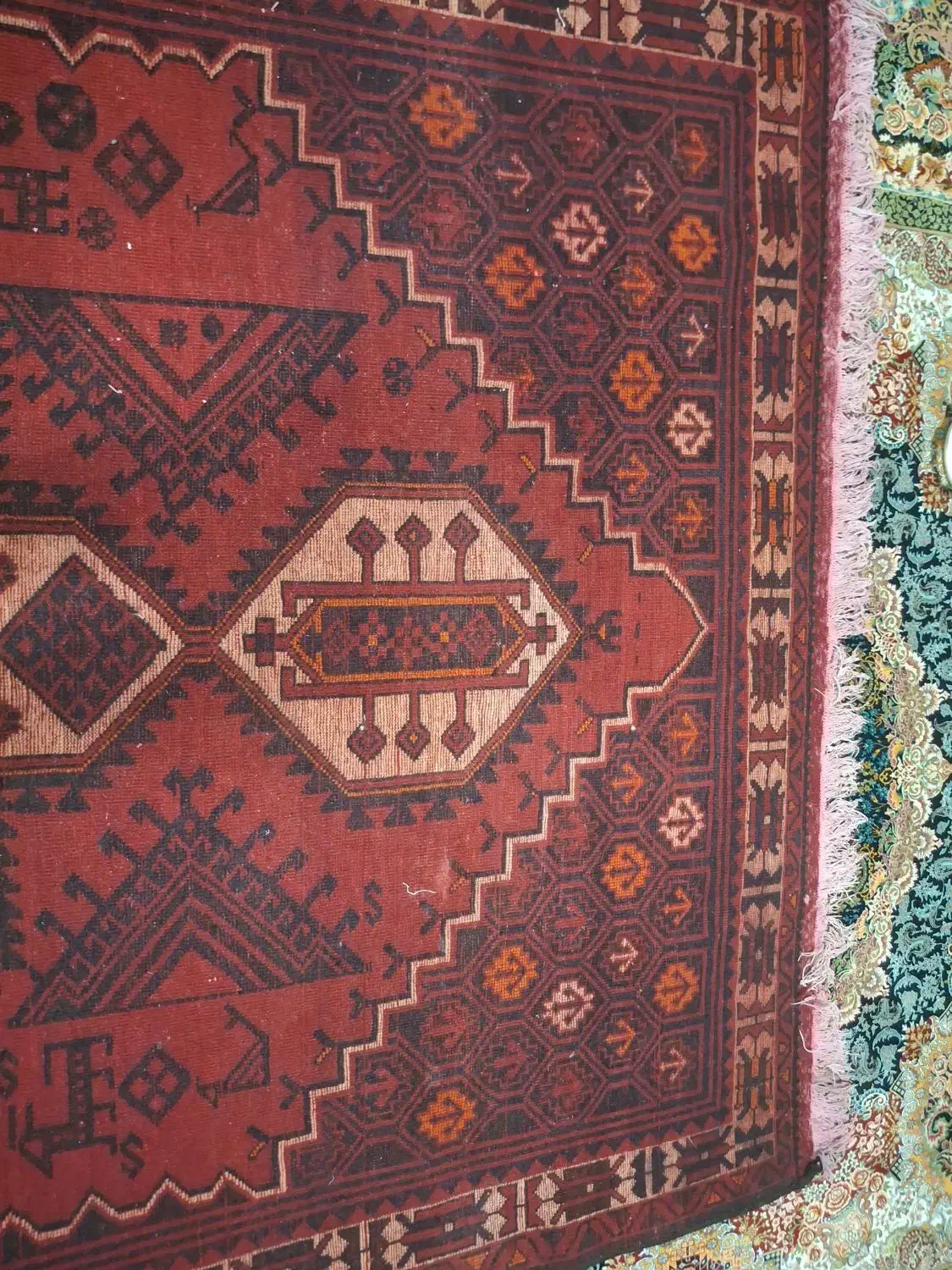 فرش دستبافت لری|فرش|ایذه, |دیوار