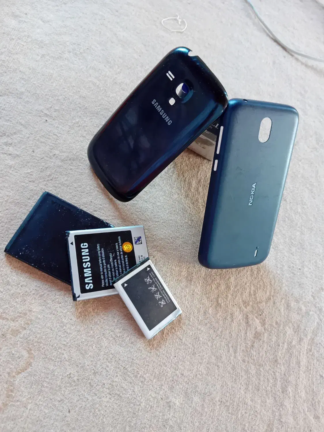 باطری و قاب گوشی نوکیا و سامسونگ قدیمی|لوازم جانبی موبایل و تبلت|تالش, طولارود|دیوار