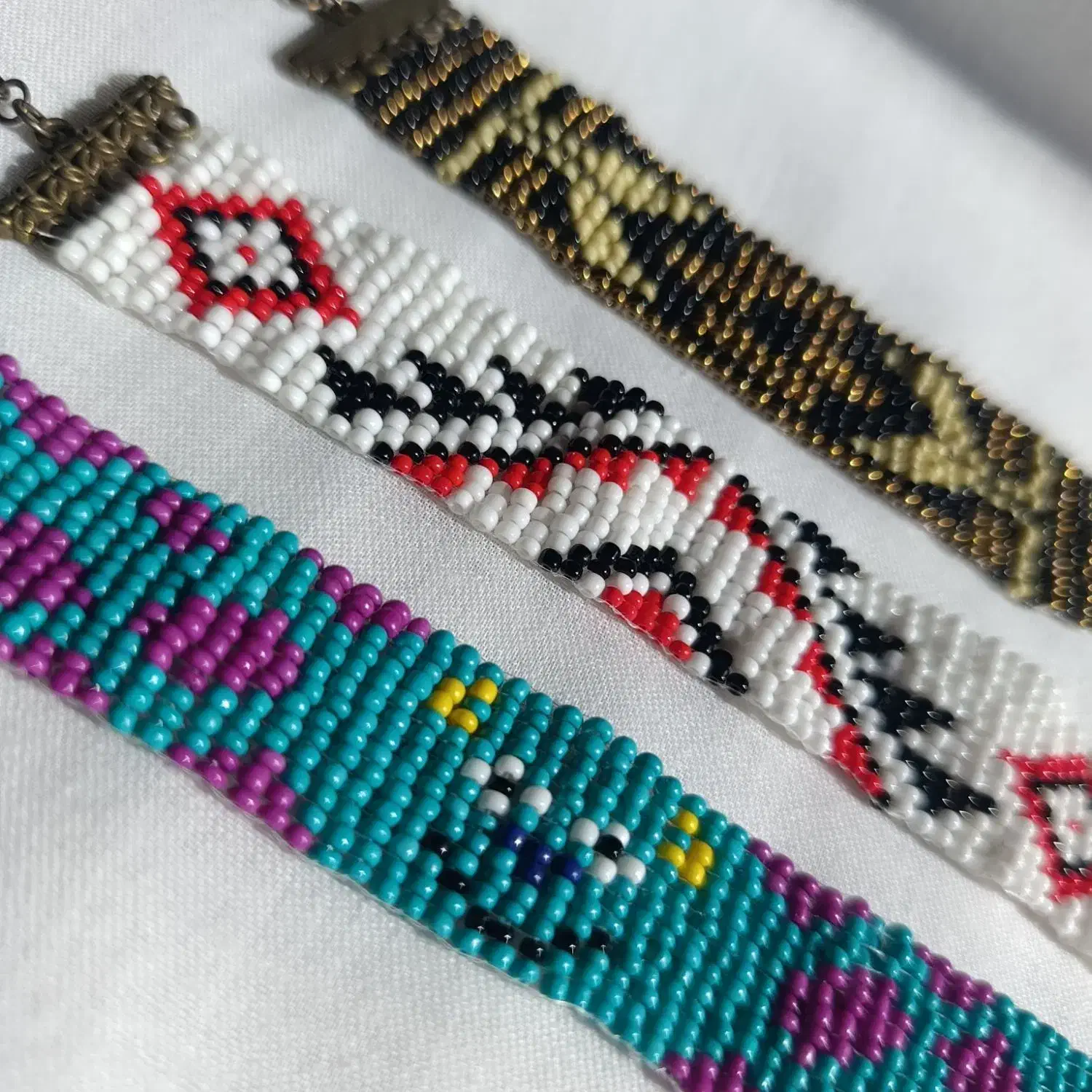 اکسسوری،گردنبد و ..|بدلیجات|فولادشهر, B4|دیوار