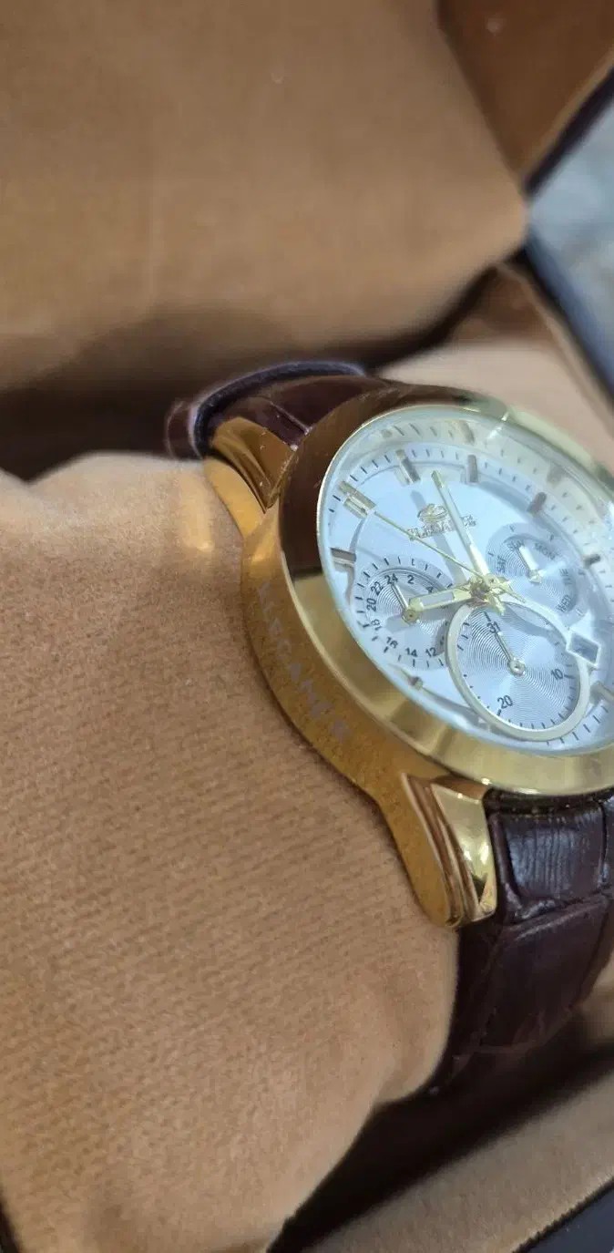 ساعت الگانس|ساعت|اندیمشک, |دیوار