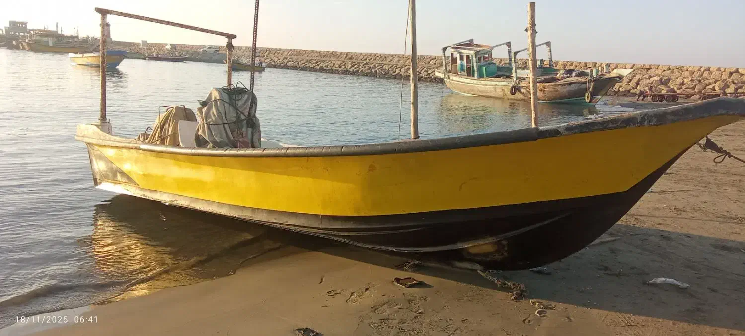 قایق85 یاماهاباتشت 23فوت|قایق و سایر وسایل نقلیه|جاسک, |دیوار