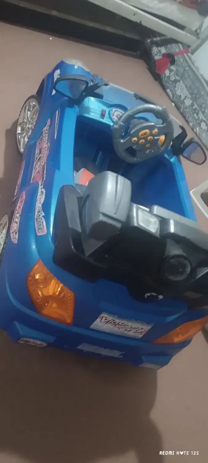 ماشین شارژی|اسباب‌بازی بچه|شاهین‌شهر, بنیاد ازدواج|دیوار