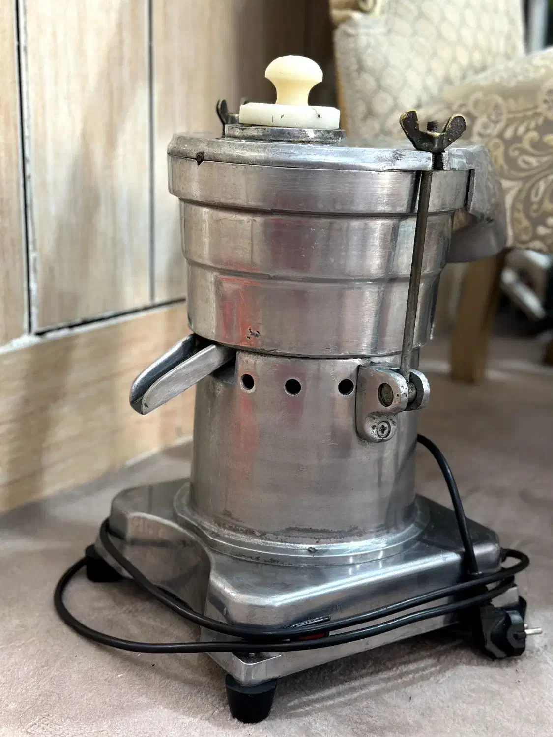 آب هویج گیری اصفهان تک|آبمیوه‌گیر و آب‌مرکبات‌گیر|شوشتر, |دیوار