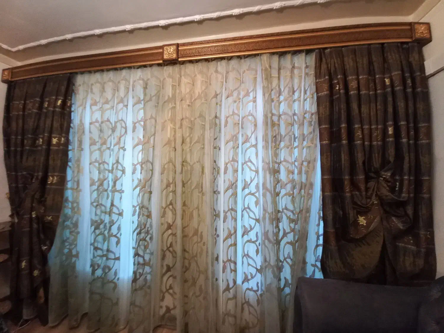 پرده|پرده، رانر، رومیزی|خوی, |دیوار