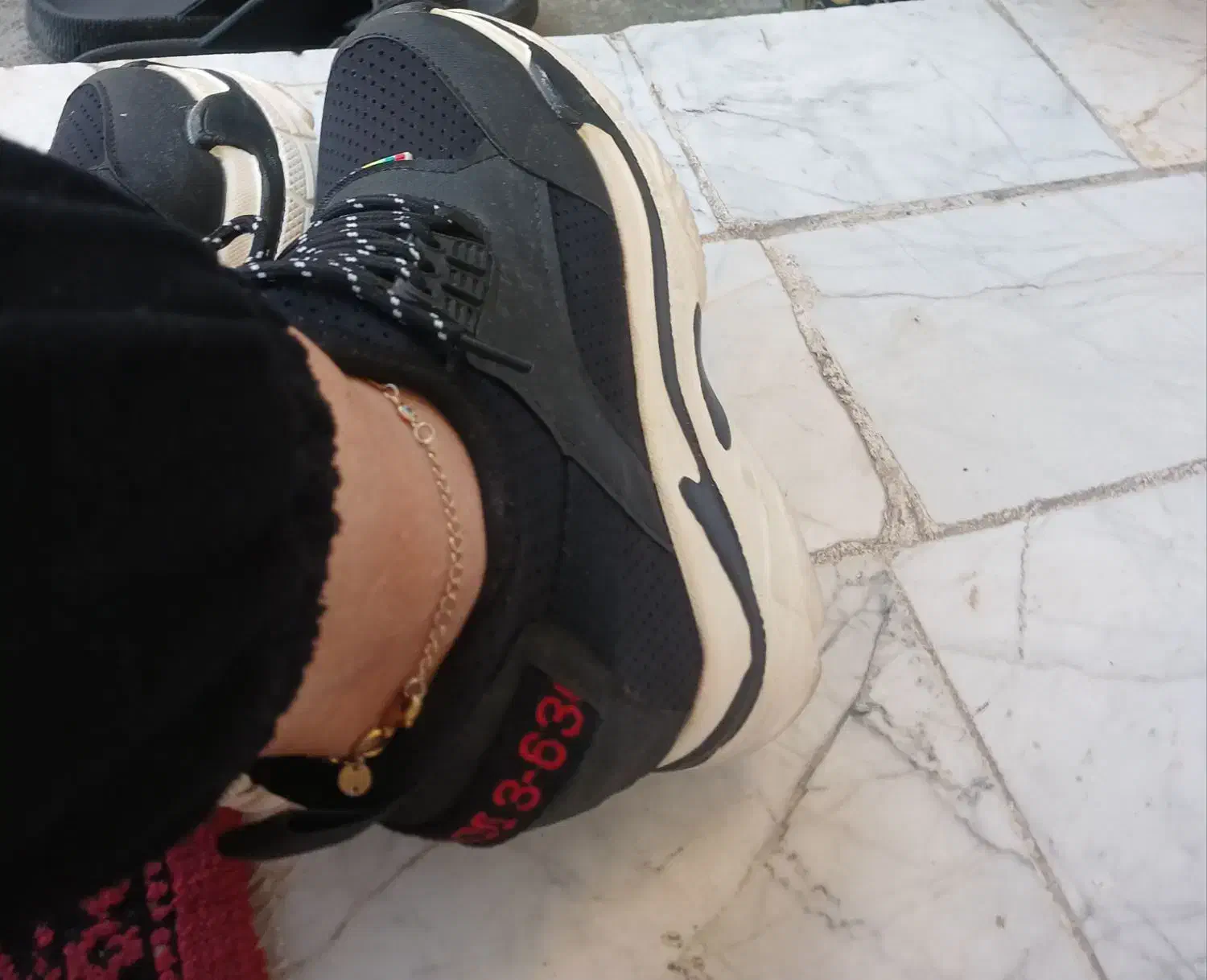 کتانی سا یز ۳۸|کیف، کفش، کمربند|آستارا, |دیوار