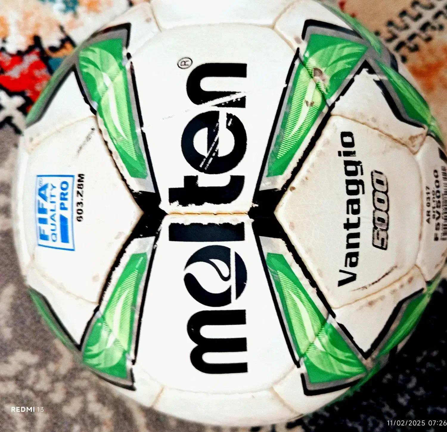 توپ فوتبال چمنی درحد|تجهیزات ورزشی|تهران, فلسطین (میدان انقلاب)|دیوار