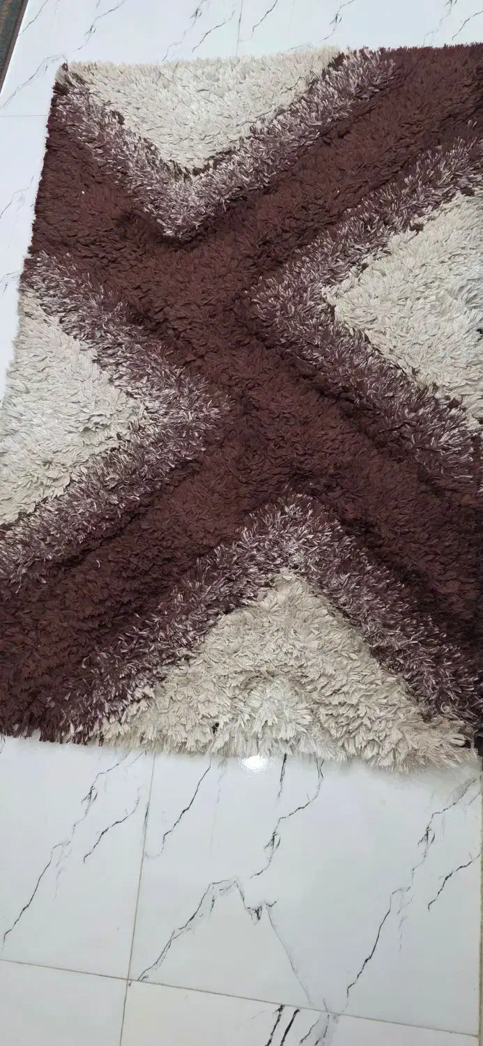 قالیچه|فرش|کرج, بنیاد|دیوار