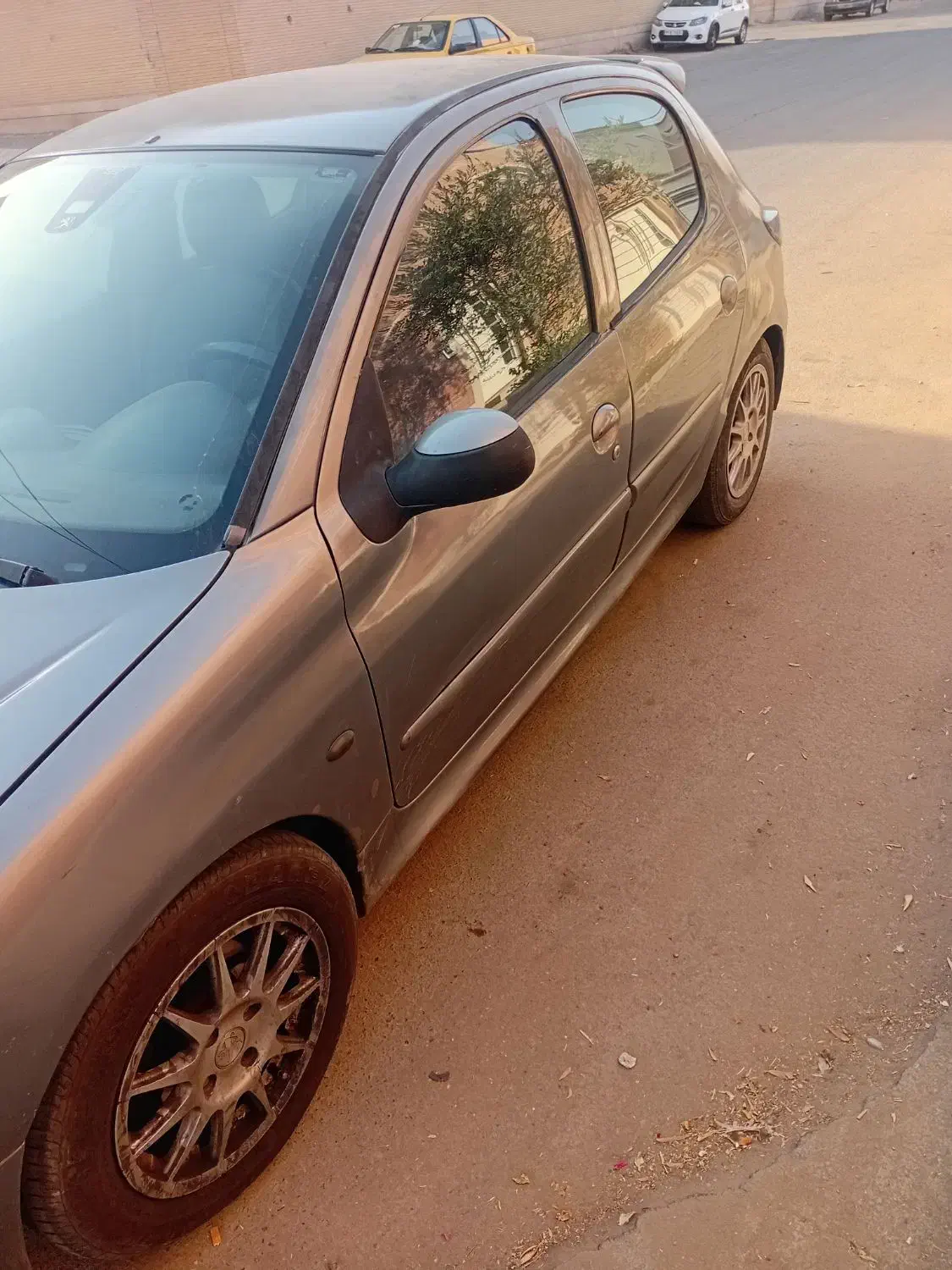 ۲۰۶تیپ۵ اصلی عروسک گیج وسط اوروپایی|خودرو سواری و وانت|کاشان, الغدیر|دیوار