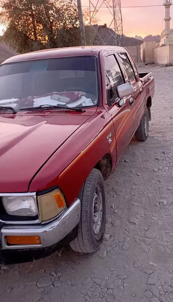 فروش تویوتا هایلوکس|خودرو سواری و وانت|کیشکور, |دیوار