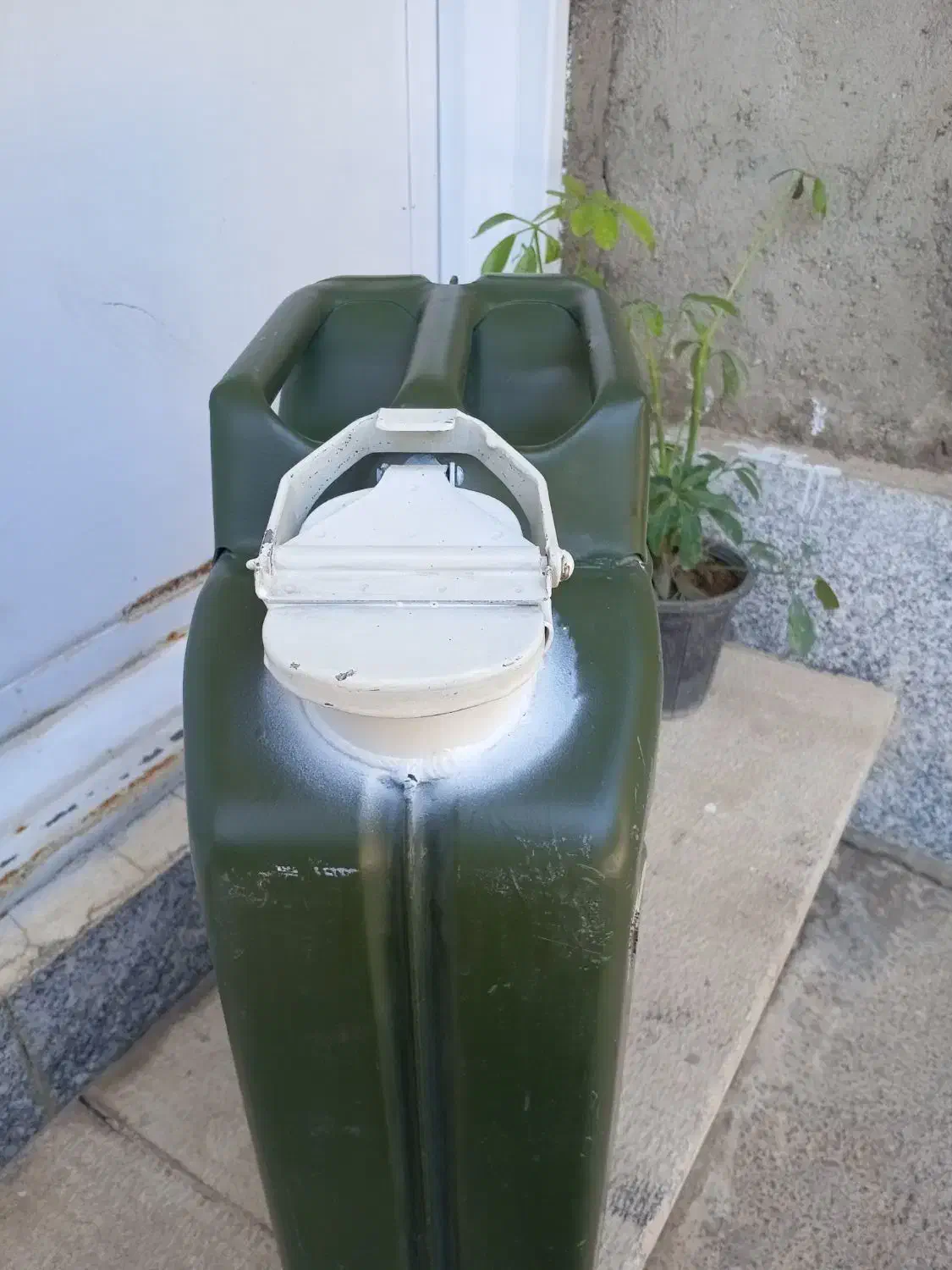 گالن خارجی فرقون|عمده‌فروشی|سنقر, |دیوار