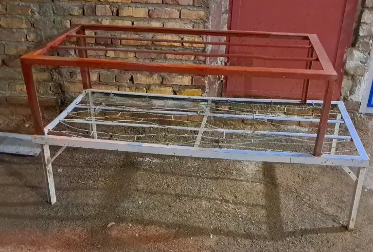 تخت|تخت و سرویس خواب|زابل, |دیوار