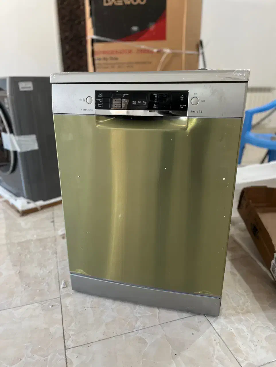 ظرفشوی بوش سری ۴ ترک|ماشین ظرفشویی|بابل, |دیوار