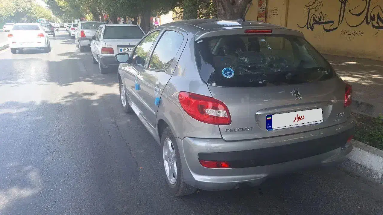 ۲۰۷ پانا تیتانیوم ۱۴۰۴|خودرو سواری و وانت|الیگودرز, |دیوار