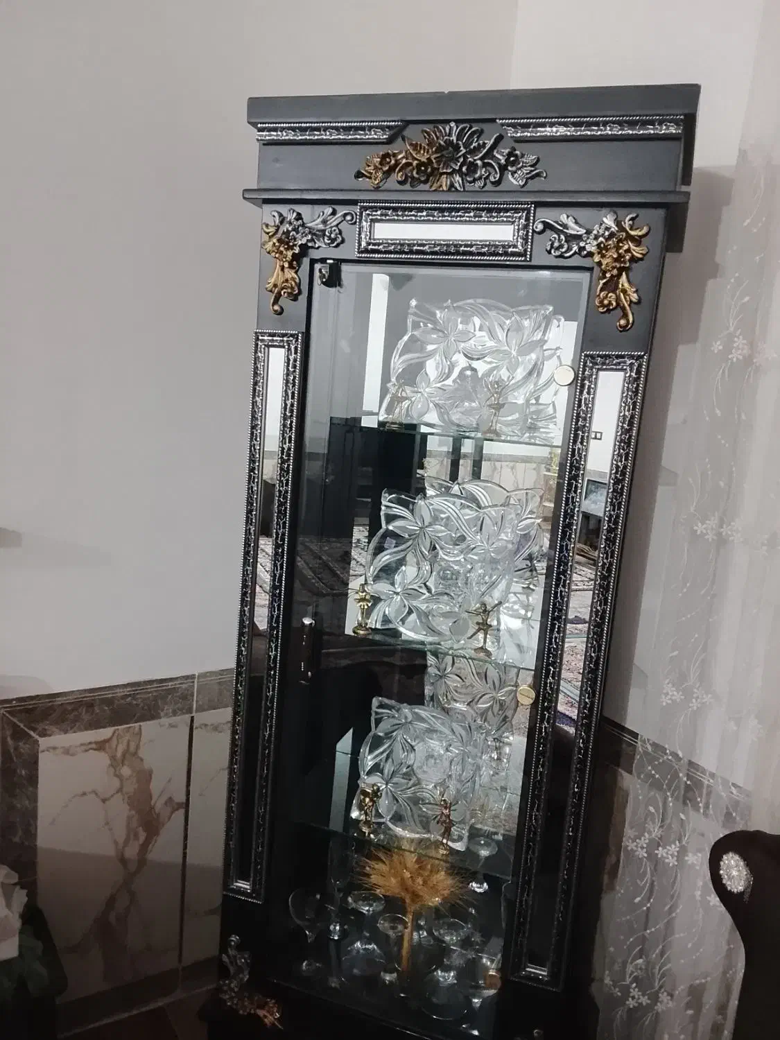 بوفه سالم بفروش می‌رسد|بوفه، ویترین، کنسول|نهاوند, |دیوار