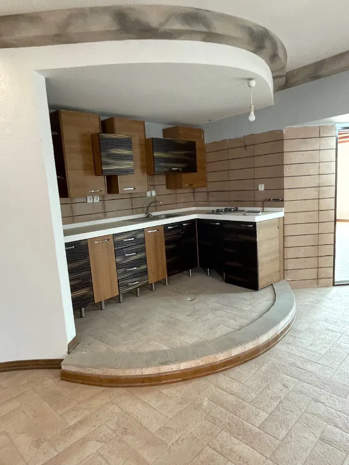 ساختمان خاص/مناسب پزشکان و وکلا|فروش دفتر کار، اتاق اداری، مطب|کرمان, |دیوار