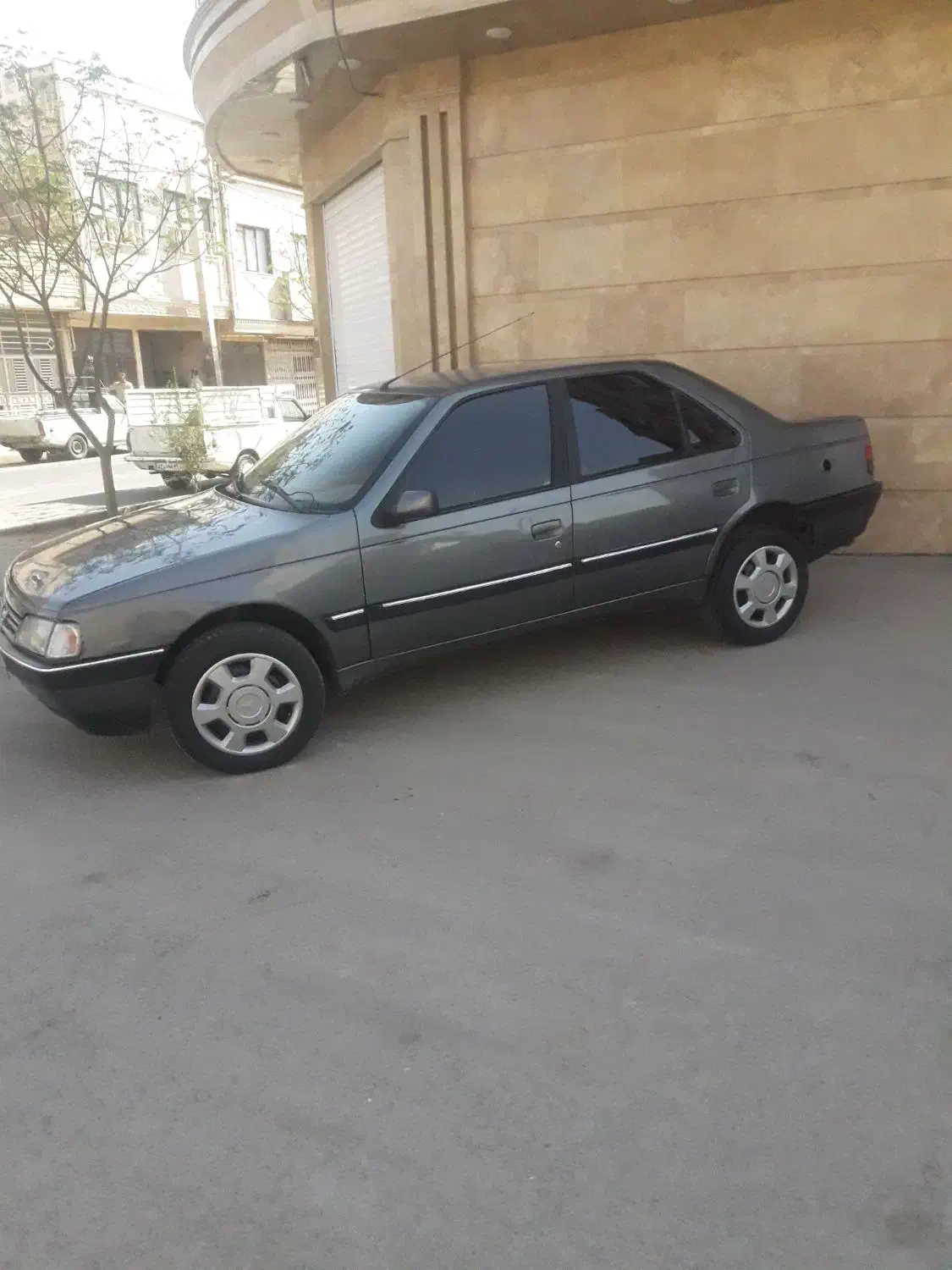 پژو 405|خودرو سواری و وانت|قم, بلوار امین و ساحلی|دیوار