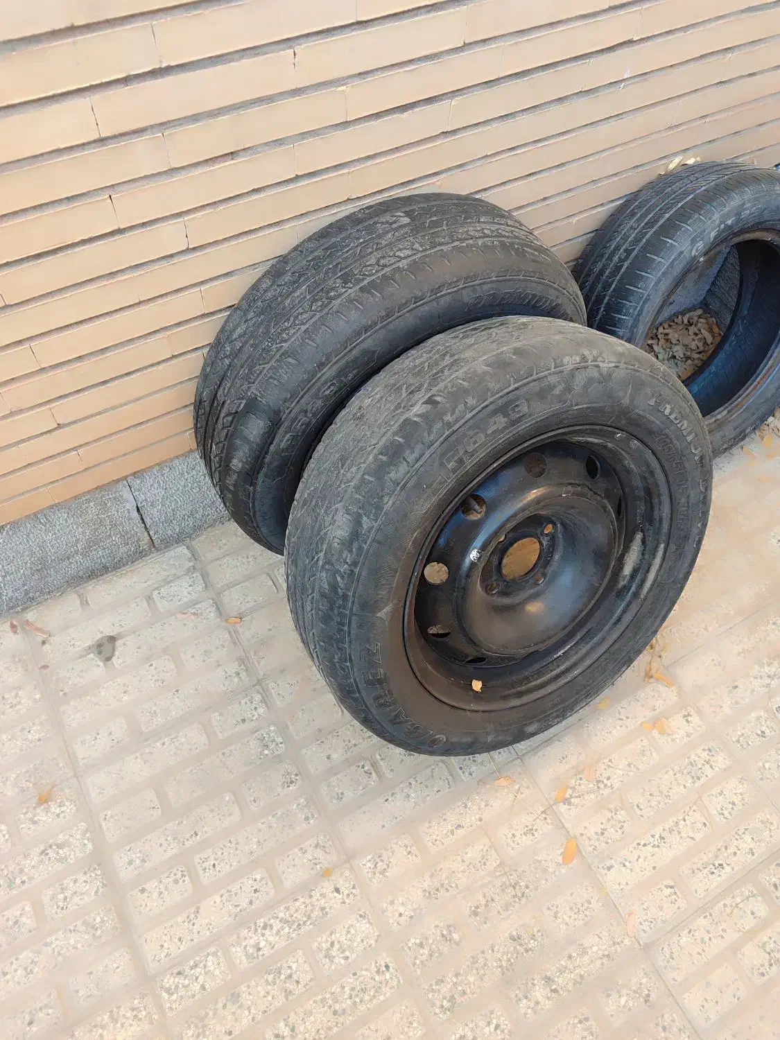 رینگ و لاستیک ۱۵|قطعات یدکی و لوازم جانبی|مهاجران, |دیوار